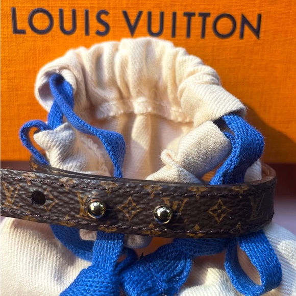 AUTHENTIC LOUIS VUITTON BRACELET! FOR A STEAL! GREAT PRICE! DON’T MISS OUT! - Picture 4 of 5